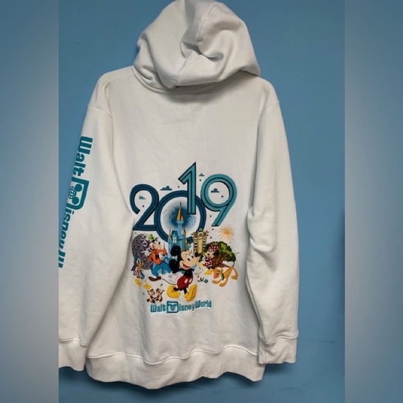 NWT 2019 Disney World jacket hoodie white blue Mickey Mouse Goofy Minnie… - Picture 1 of 8